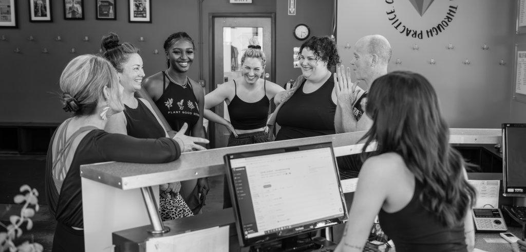 Sliding Descriptive Image