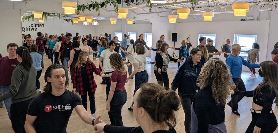 Sliding Descriptive Image