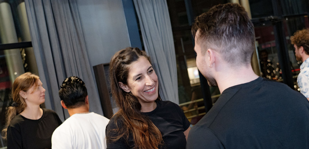 Sliding Descriptive Image