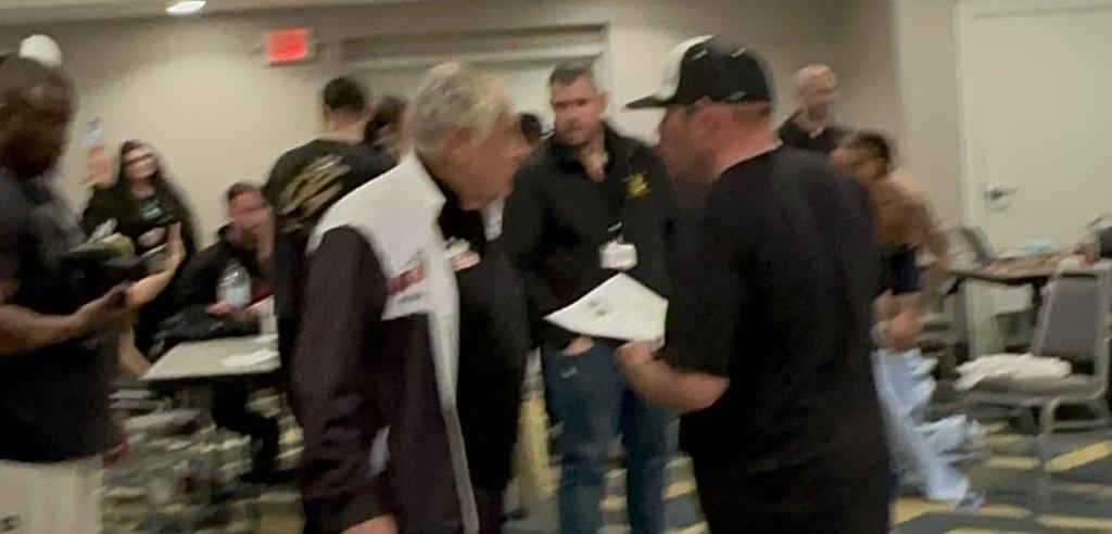 Sliding Descriptive Image