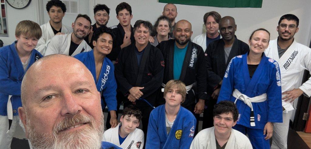 Sliding Descriptive Image