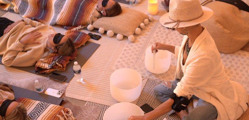 Sliding Descriptive Image