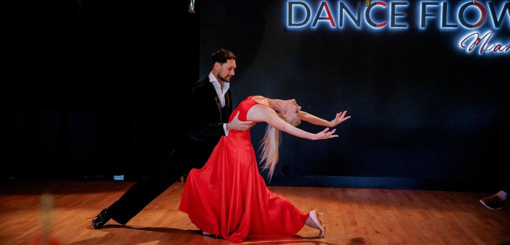 Sliding Descriptive Image