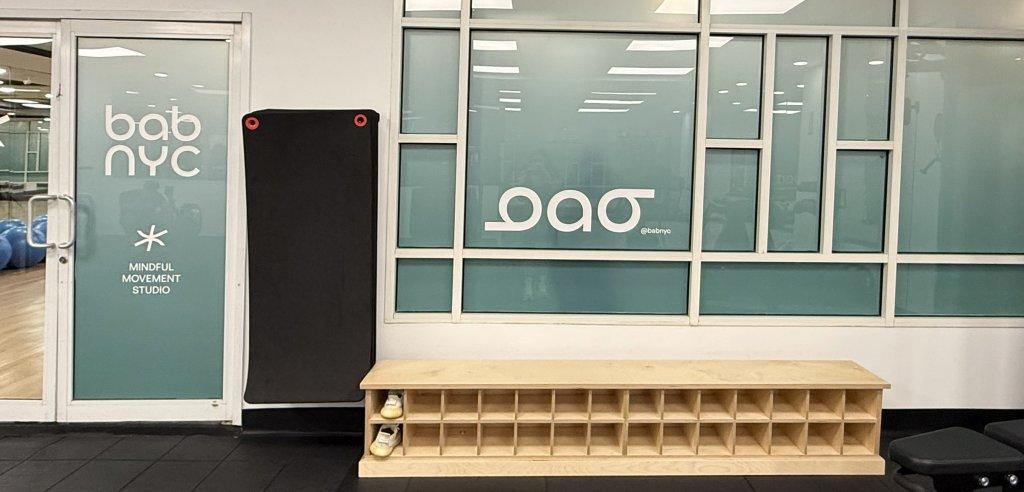 Sliding Descriptive Image