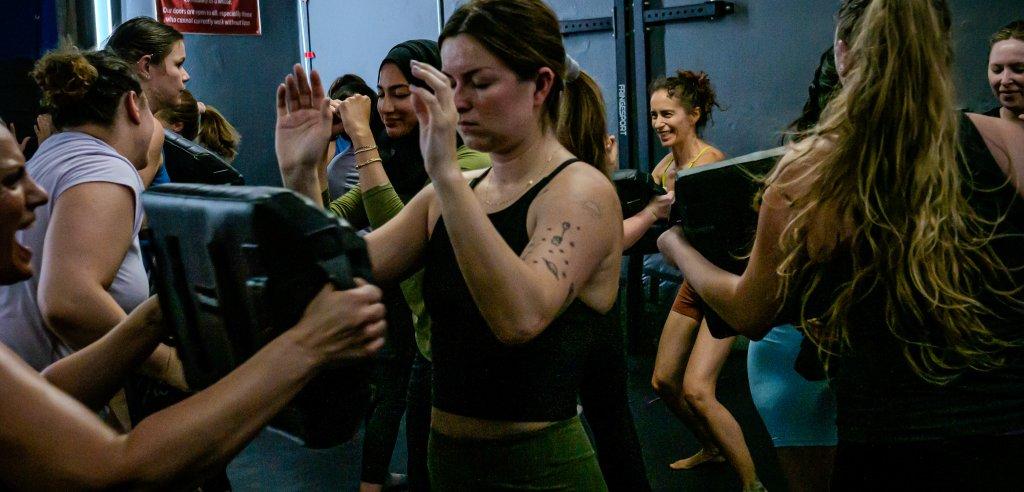 Sliding Descriptive Image