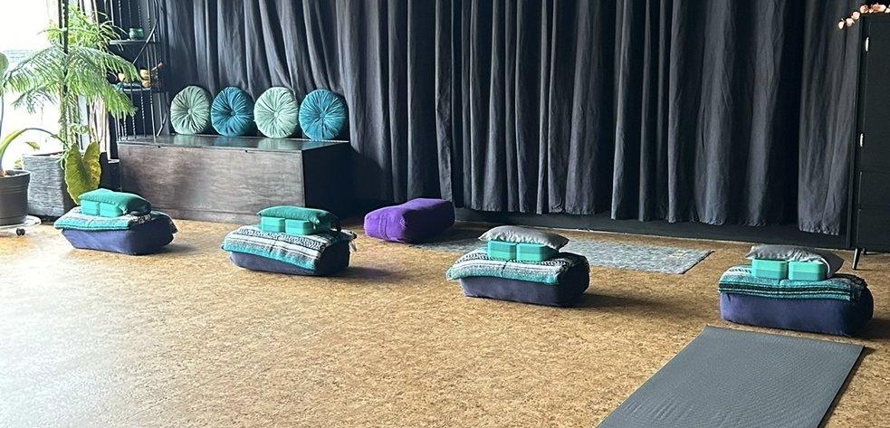 Sliding Descriptive Image