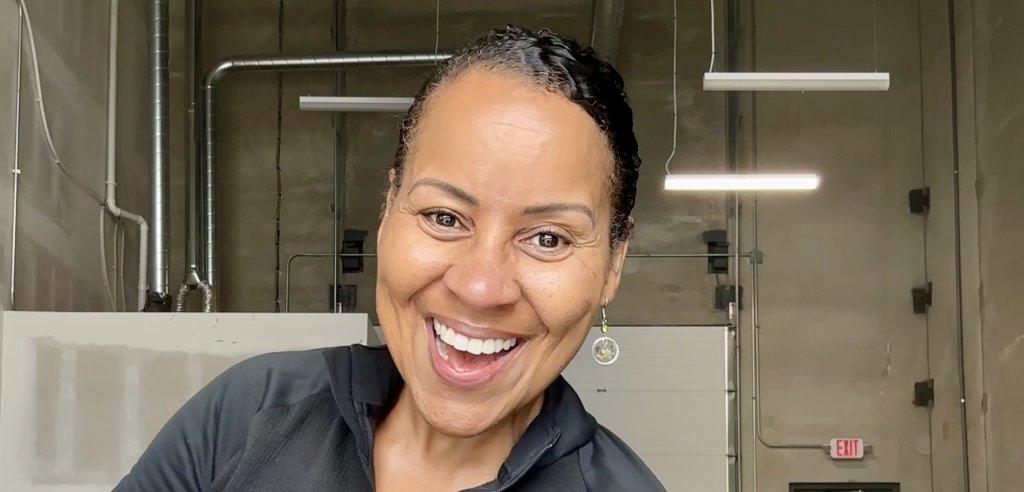 Sliding Descriptive Image