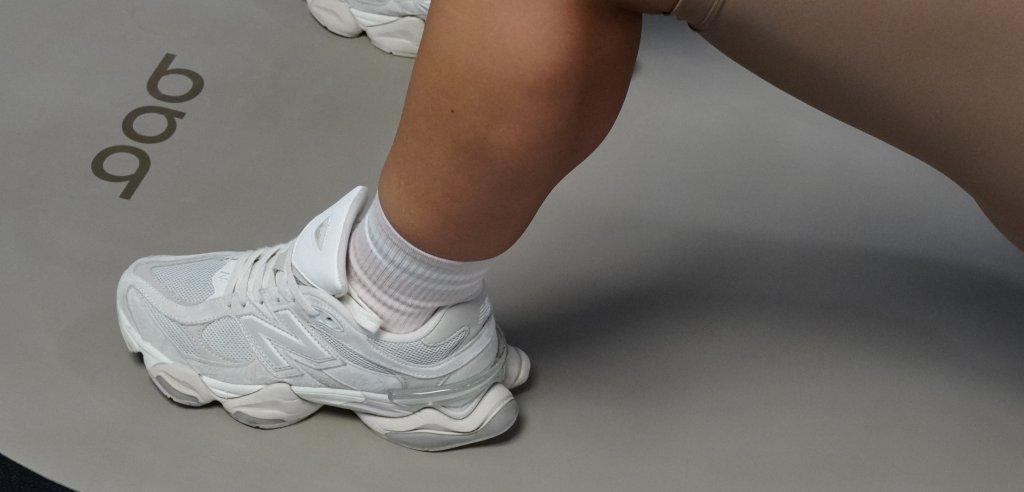 Sliding Descriptive Image