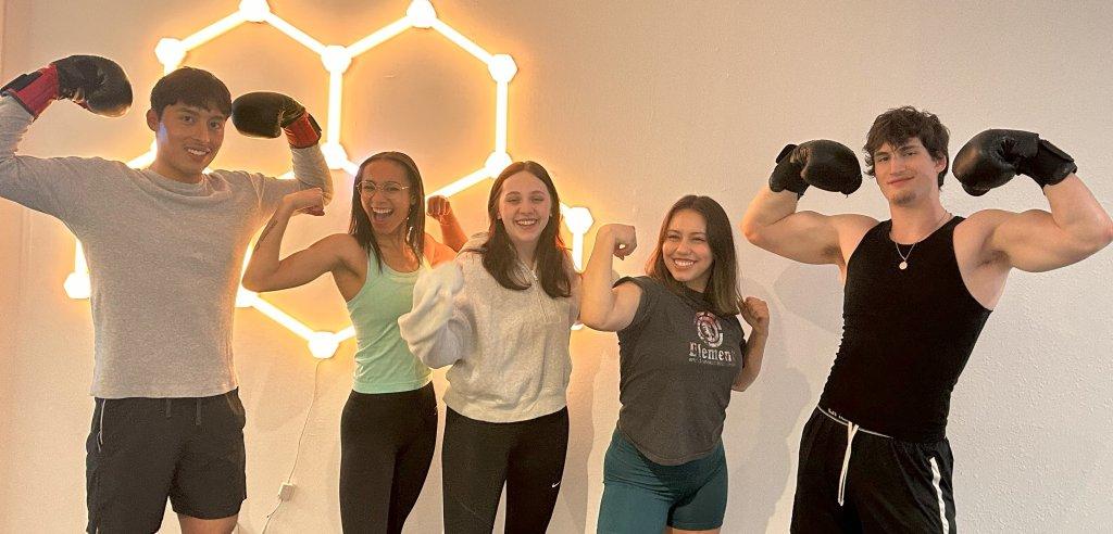 Sliding Descriptive Image