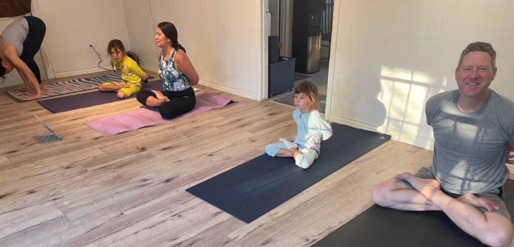 Sliding Descriptive Image