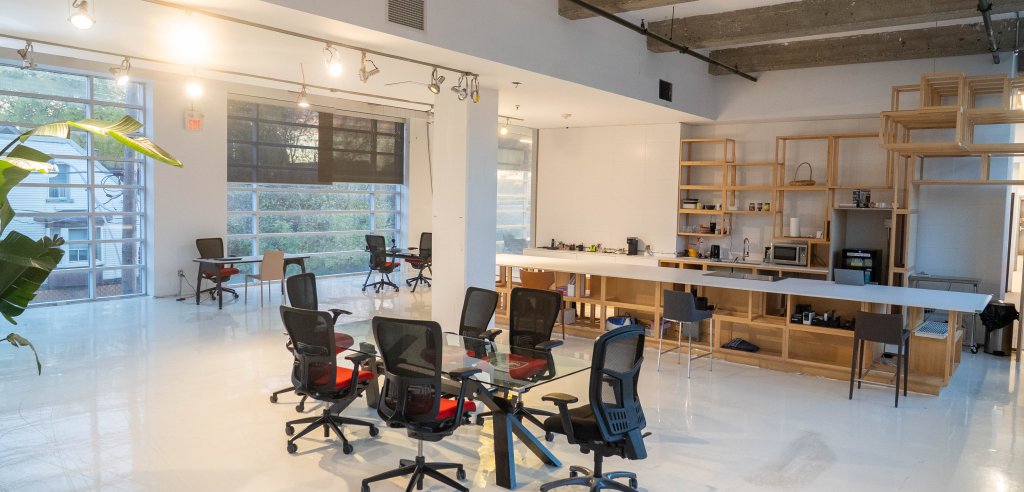 Sliding Descriptive Image