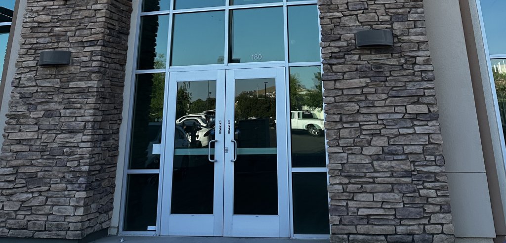 Sliding Descriptive Image