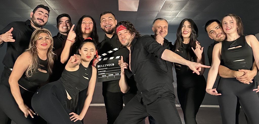 Sliding Descriptive Image