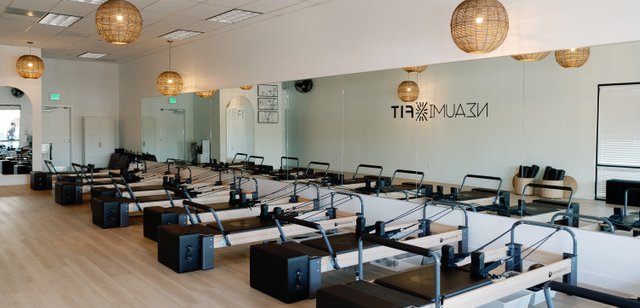 Sliding Descriptive Image