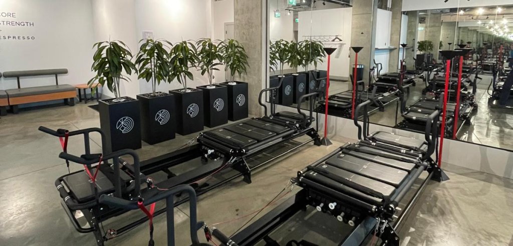 Sliding Descriptive Image