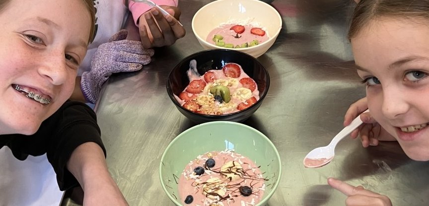 Sliding Descriptive Image