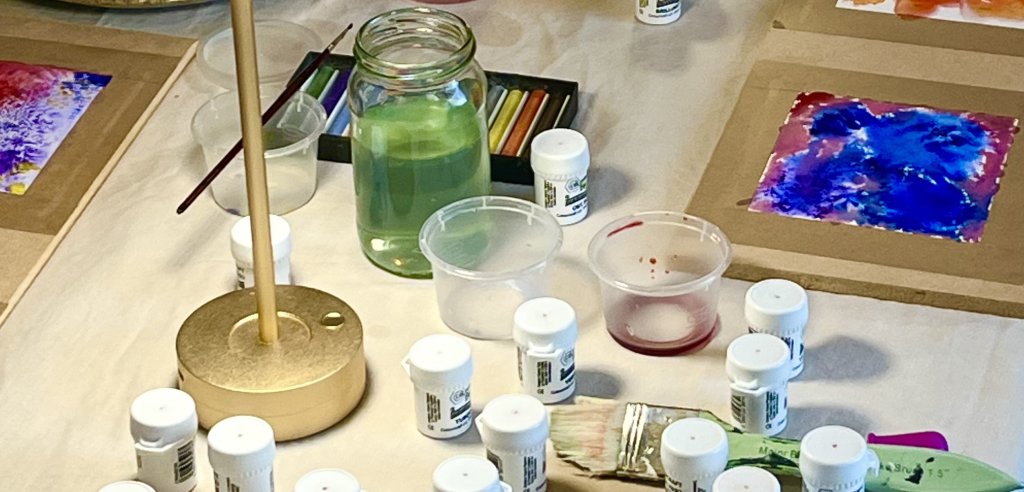 Sliding Descriptive Image