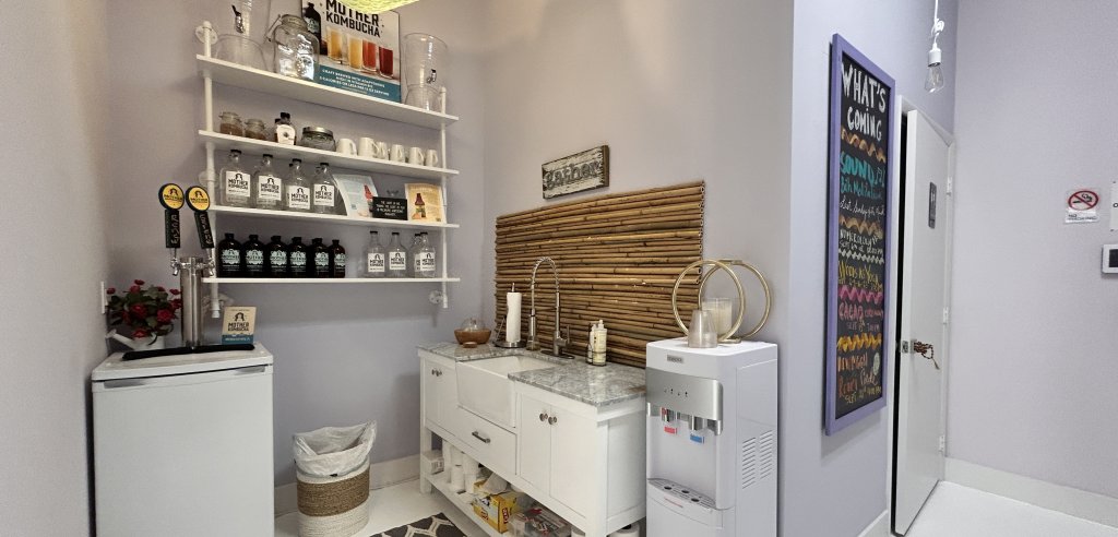 Sliding Descriptive Image