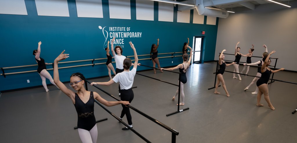 Sliding Descriptive Image