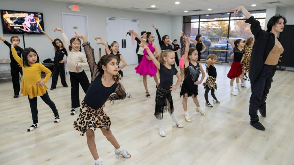 Sliding Descriptive Image