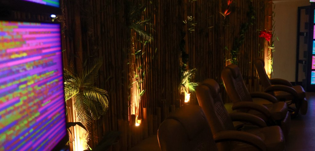 Sliding Descriptive Image