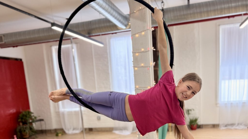 Sliding Descriptive Image