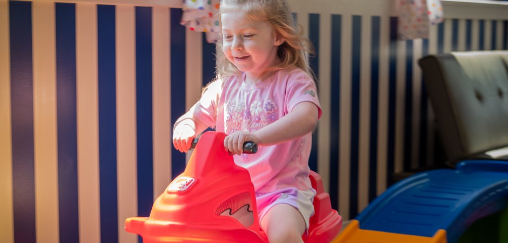 Sliding Descriptive Image