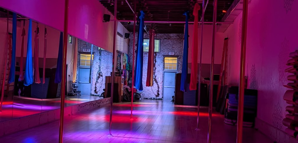 Sliding Descriptive Image