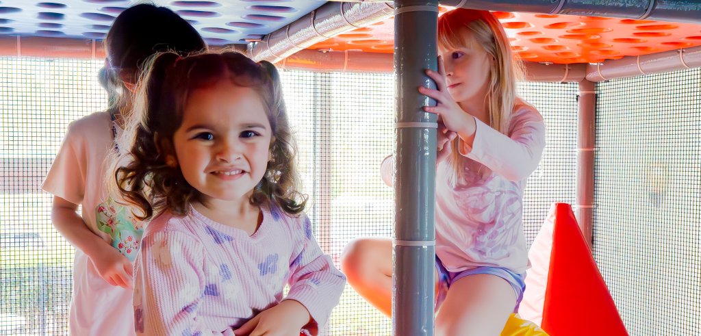 Sliding Descriptive Image