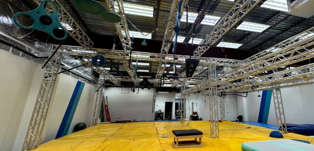 Sliding Descriptive Image