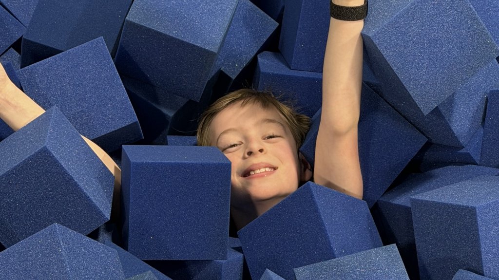 Sliding Descriptive Image