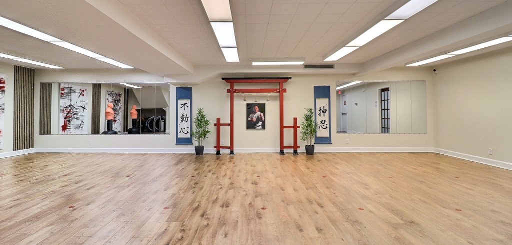 Sliding Descriptive Image