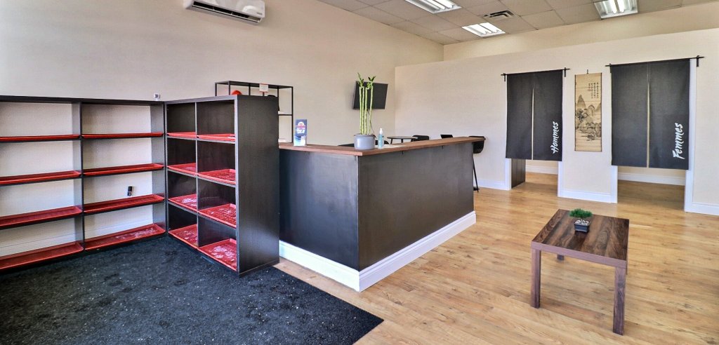 Sliding Descriptive Image