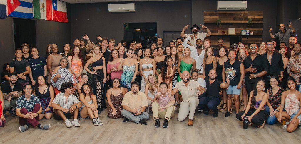 Sliding Descriptive Image