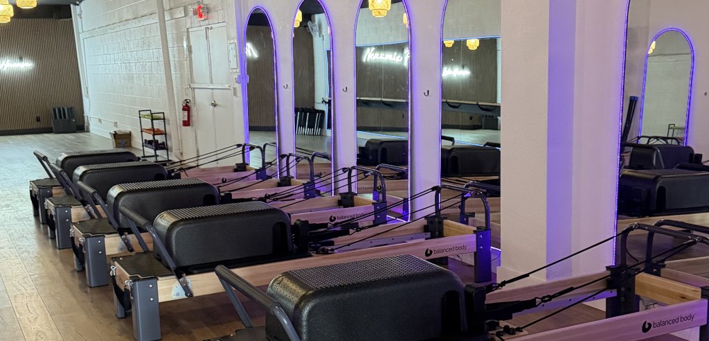 Sliding Descriptive Image