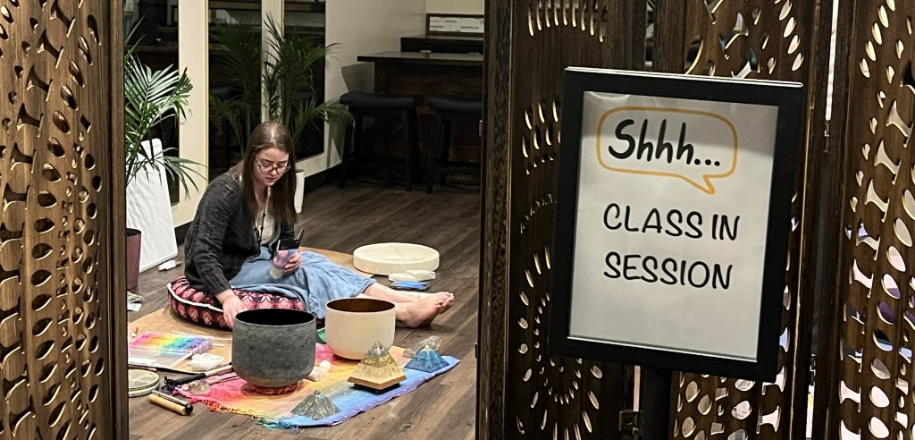 Sliding Descriptive Image