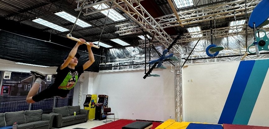 Sliding Descriptive Image