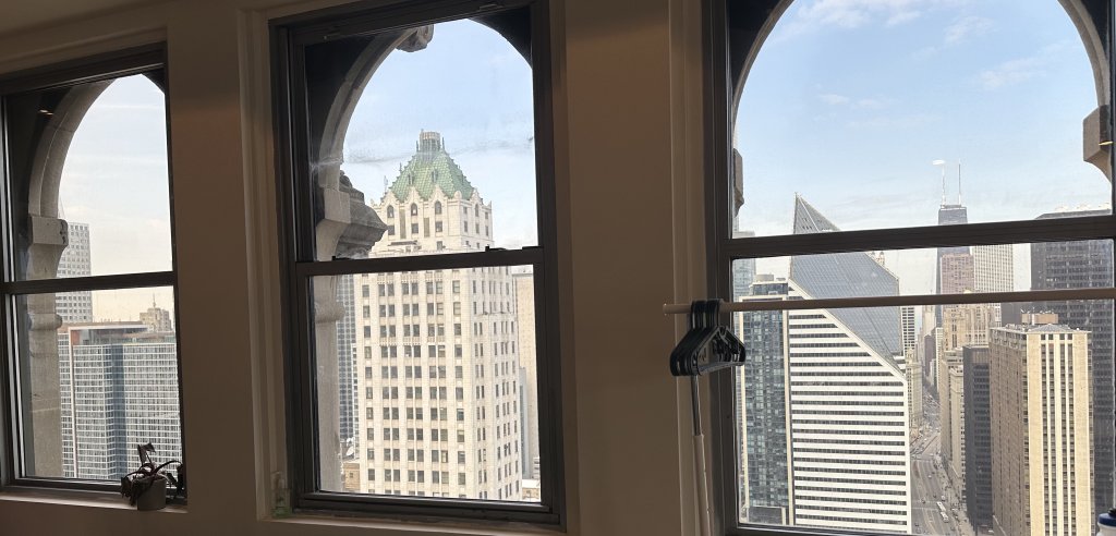 Sliding Descriptive Image