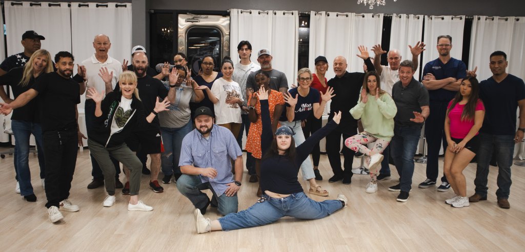 Sliding Descriptive Image