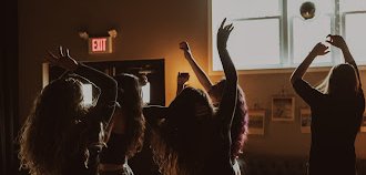 Sliding Descriptive Image