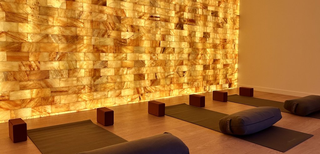 Sliding Descriptive Image