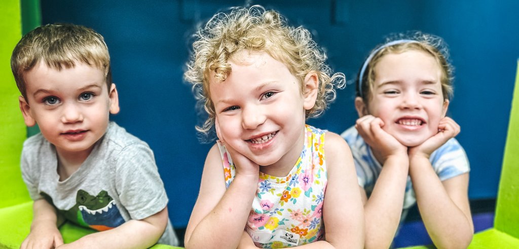 Sliding Descriptive Image