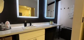 Sliding Descriptive Image