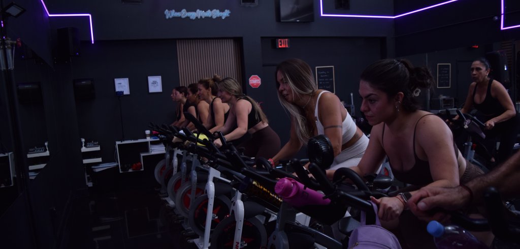 Sliding Descriptive Image