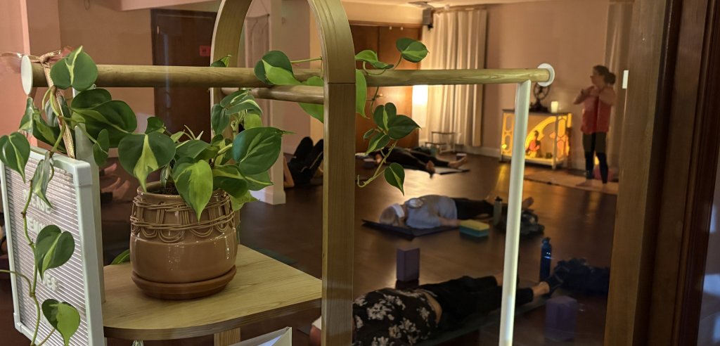 Sliding Descriptive Image