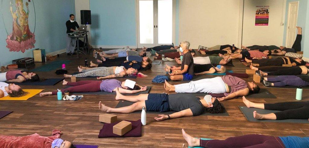 Sliding Descriptive Image