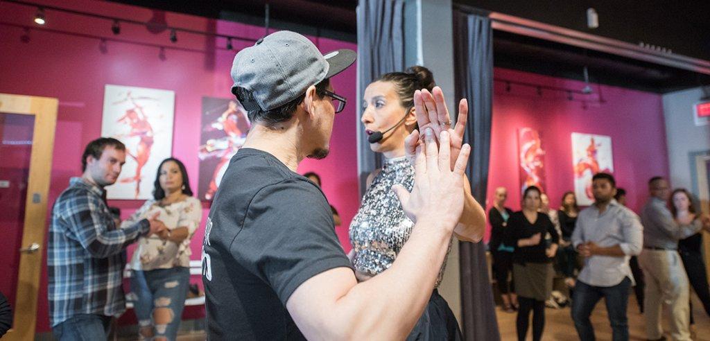 Sliding Descriptive Image