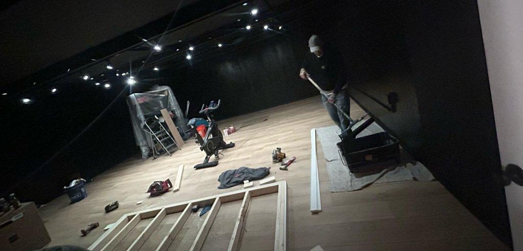 Sliding Descriptive Image