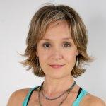Stephanie Barnes