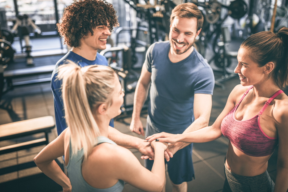 Get fitness clients, Group of People in a Gym